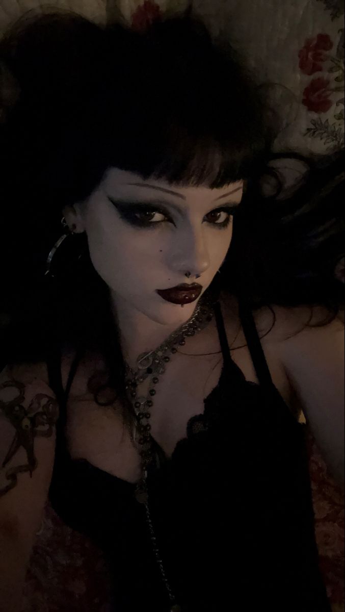 files/goth1.jpg