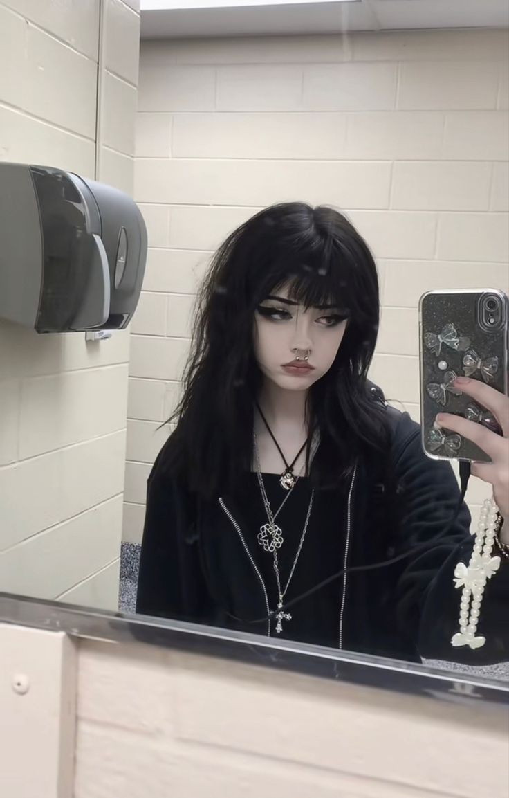 files/goth3.jpg